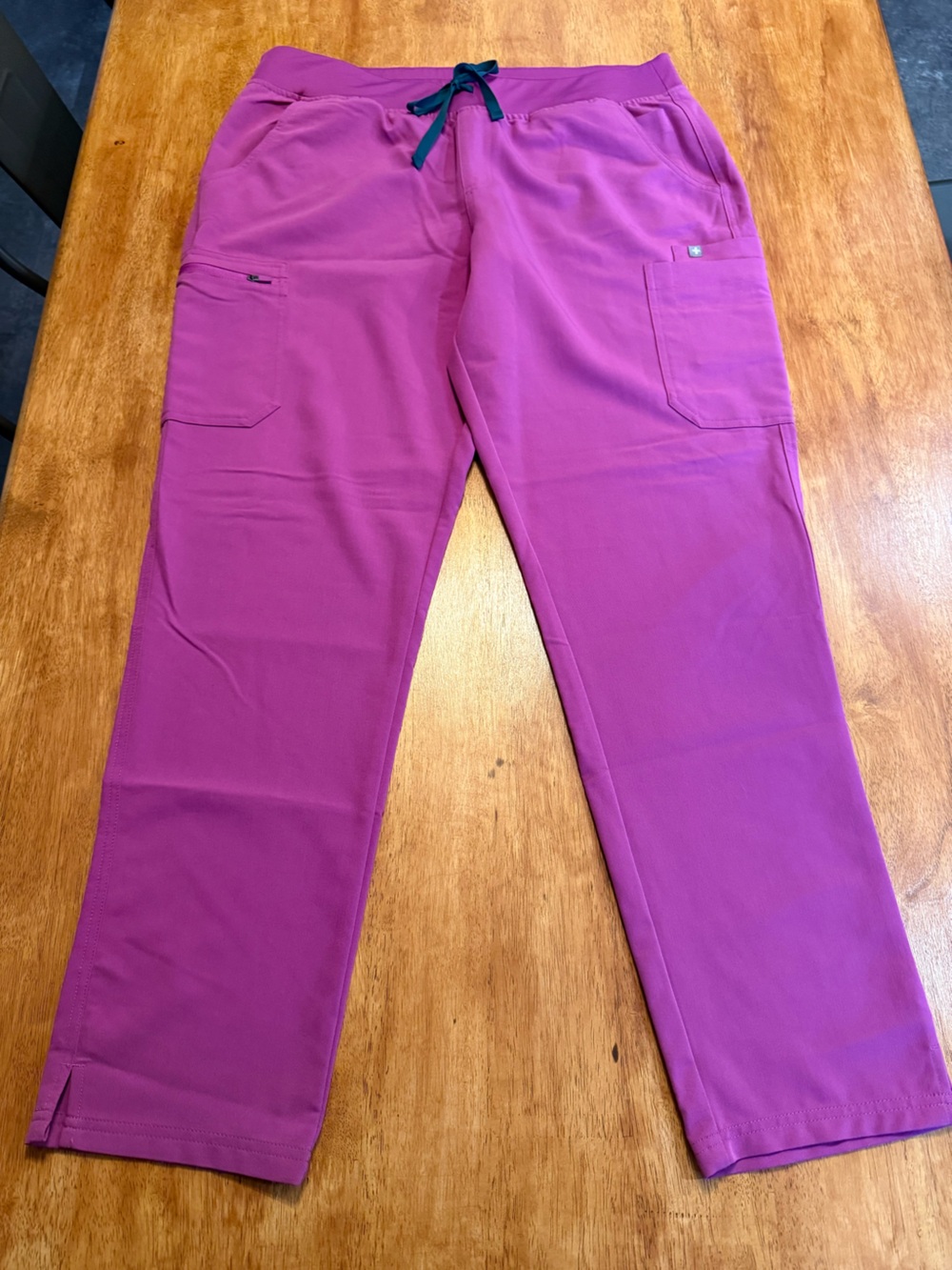 FIGS Women’s X-Large Tall Yola in Bright Fuchsia